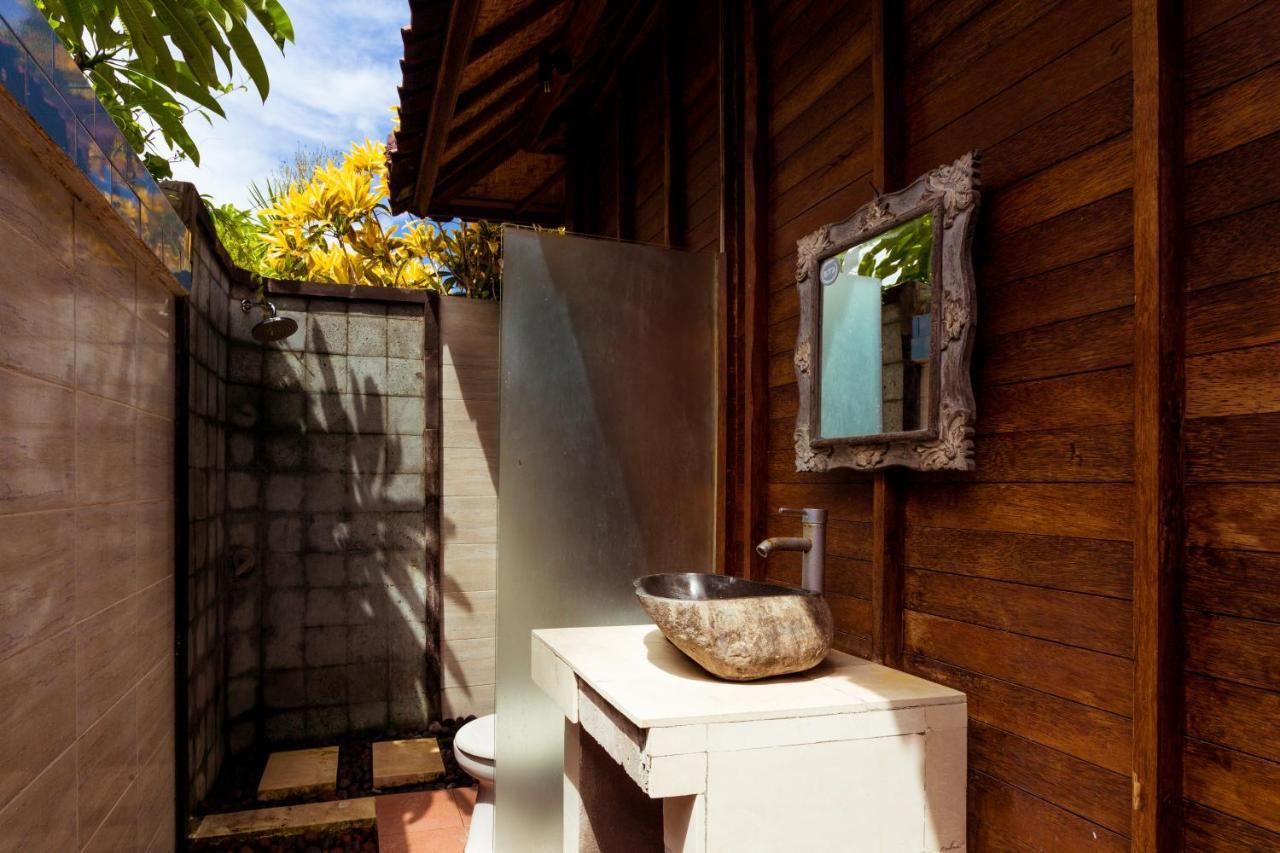 Adi Bungalow Lembongan Eksteriør billede